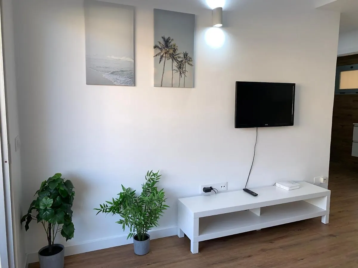 Fantastic Apartment. Los Cristianos. Free Wifi. Los Cristianos  0*, Los Cristianos (Tenerife)