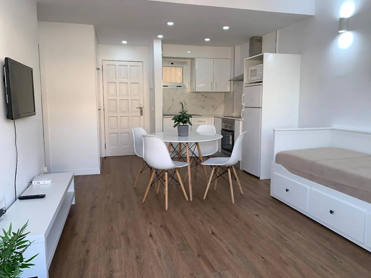 Fantastic Apartment. Los Cristianos. Free Wifi. contacts